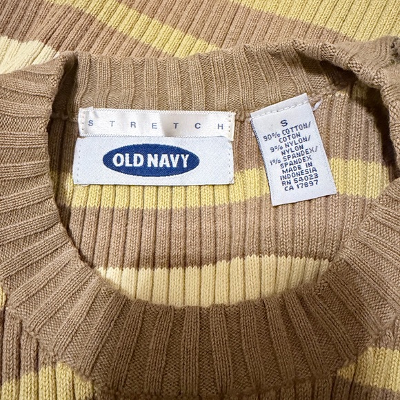 Old Navy Ribbed Tank - Picture 2 of 2